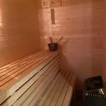 Moderne Rorbu Helt I Sjokanten * Hauge (Vestland)