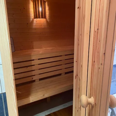 Holiday home Moderne Rorbu Helt I Sjokanten *