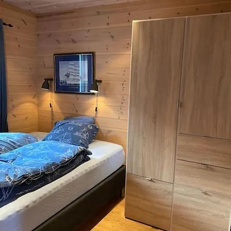 Moderne Rorbu Helt I Sjokanten Ferienhaus *