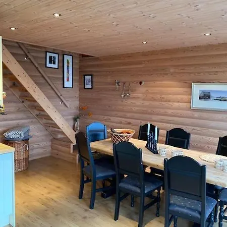 Moderne Rorbu Helt I Sjokanten Ferienhaus Hauge (Vestland)