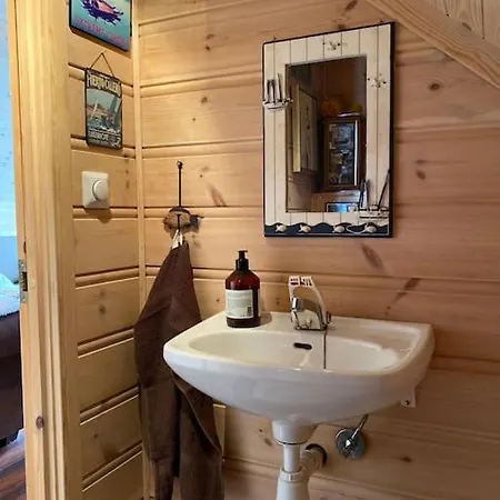 Moderne Rorbu Helt I Sjokanten Ferienhaus *