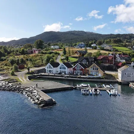 Feriehus Moderne Rorbu Helt I Sjøkanten