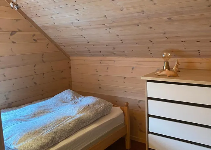 Moderne Rorbu Helt I Sjøkanten Hauge (Vestland)